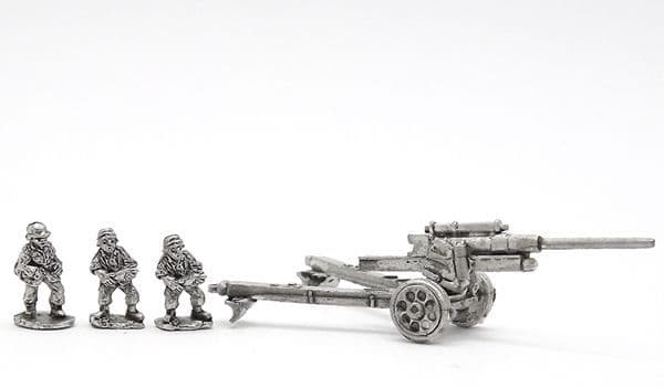 15cm sFH18 Howitzer with regular crew