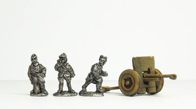 75mm field gun, pheumatic wheels, with crew