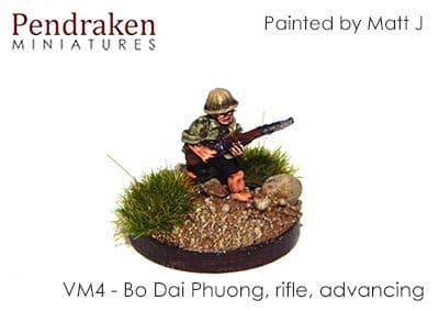 Bo Dai Dia Phuong with rifle, advancing