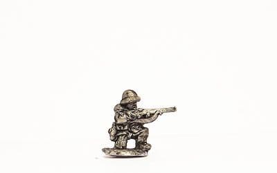 Foot, kneeling, firing, in Czech helmet