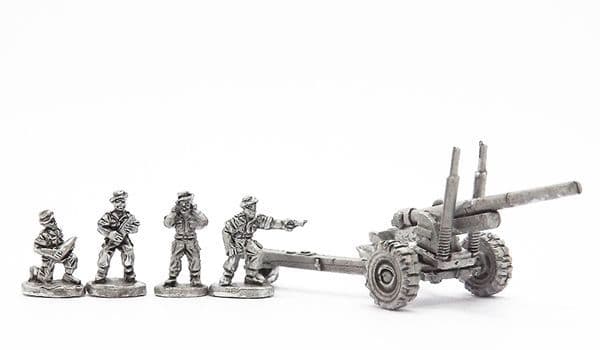 5.5 field gun with tropical crew (1)